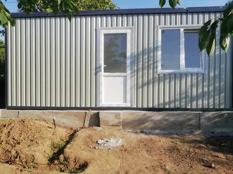 Container modular