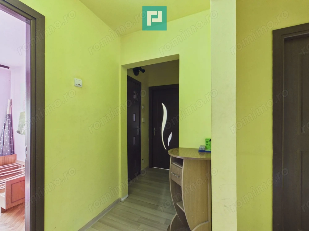 Apartament 3 camere Etaj 3 Zona Aurel Vlaicu