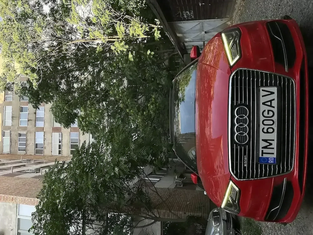 Audi A3 Sport e-tron Plug-in Hybrid | 2016 | 204 CP | S tronic