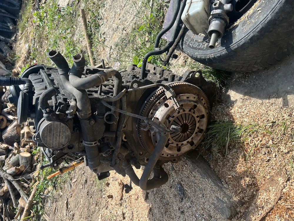 Vând motor 1.9 sdi 64 cai