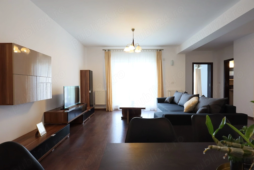 Proprietar vând apartament 3 camere, Arad, Subcetate, str. Diogene, complex Bermo