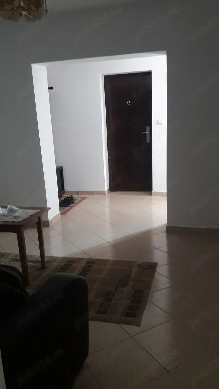 Vând casă în Saucesti.Schineni stradal