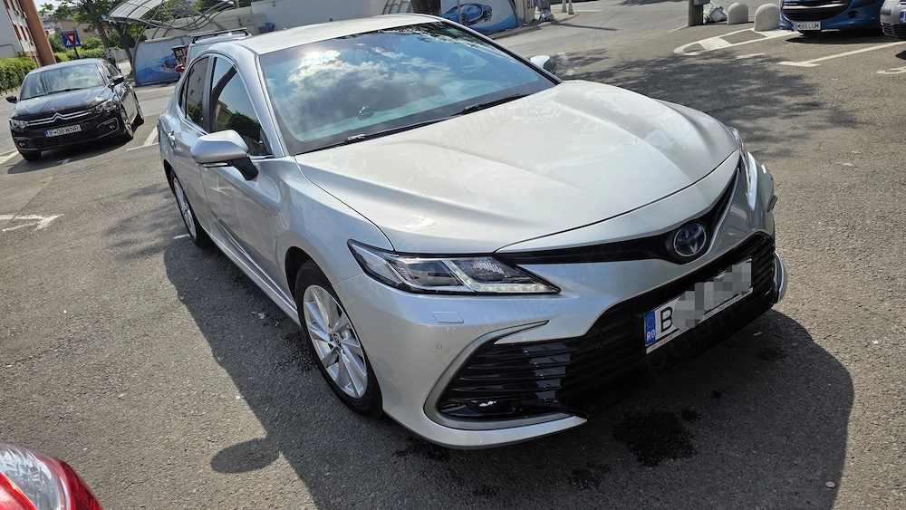 Toyota Camry 2.5 hybrid 2022