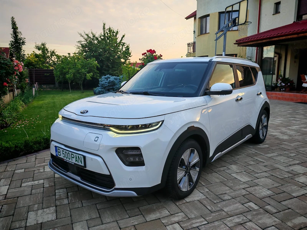 Kia Soul Premium, baterie 64 kwh, autonomie 460 km, 204 CP putere