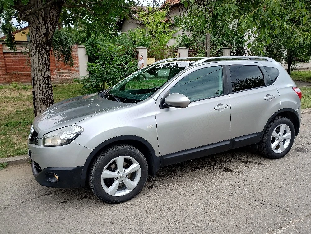 Nissan Qashqai 1,6DCi,131CP, 4X4 La Buton Decuplabil Panoramic,Camere 360,Full Dotari!!
