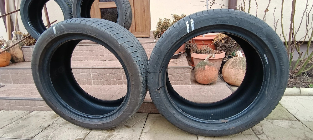 Vând anvelope 4 anvelope vară BRIDGESTONE TURANZA 6 - 225/45 R17 91 Yși jante aliaj DEZENT 17 inch 