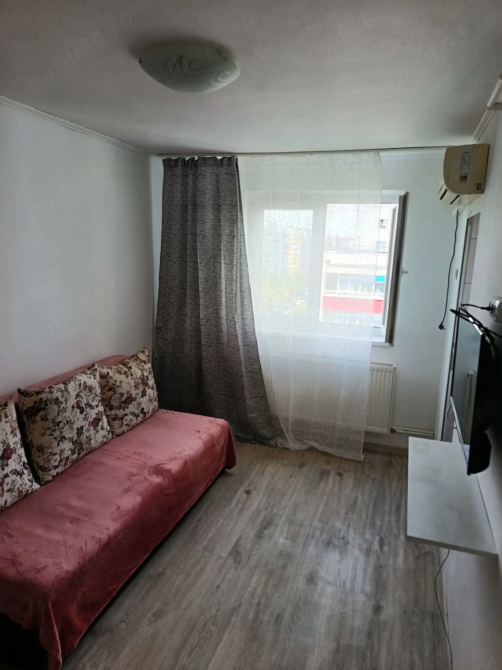 Garsonieră renovată 