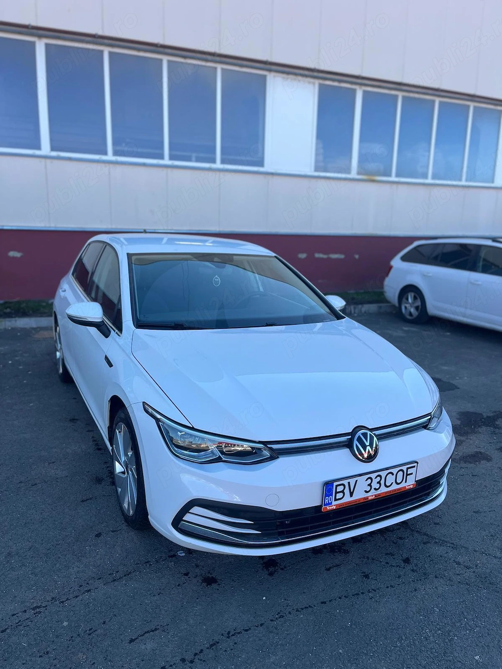 Volkswagen Golf 8 STYLE (Automat) TVA deductibil
