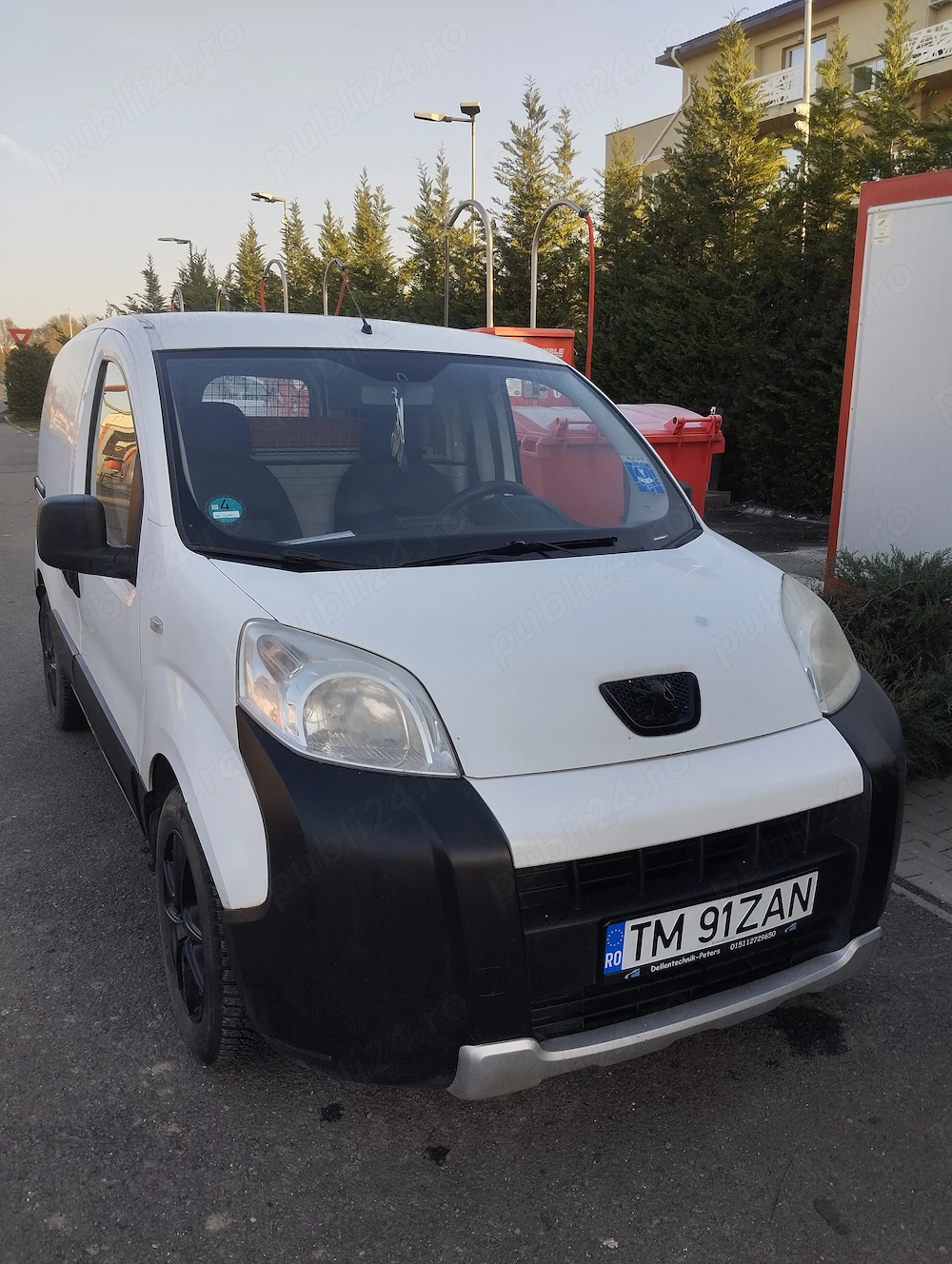 Vând Peugeot bipper atelier mobil