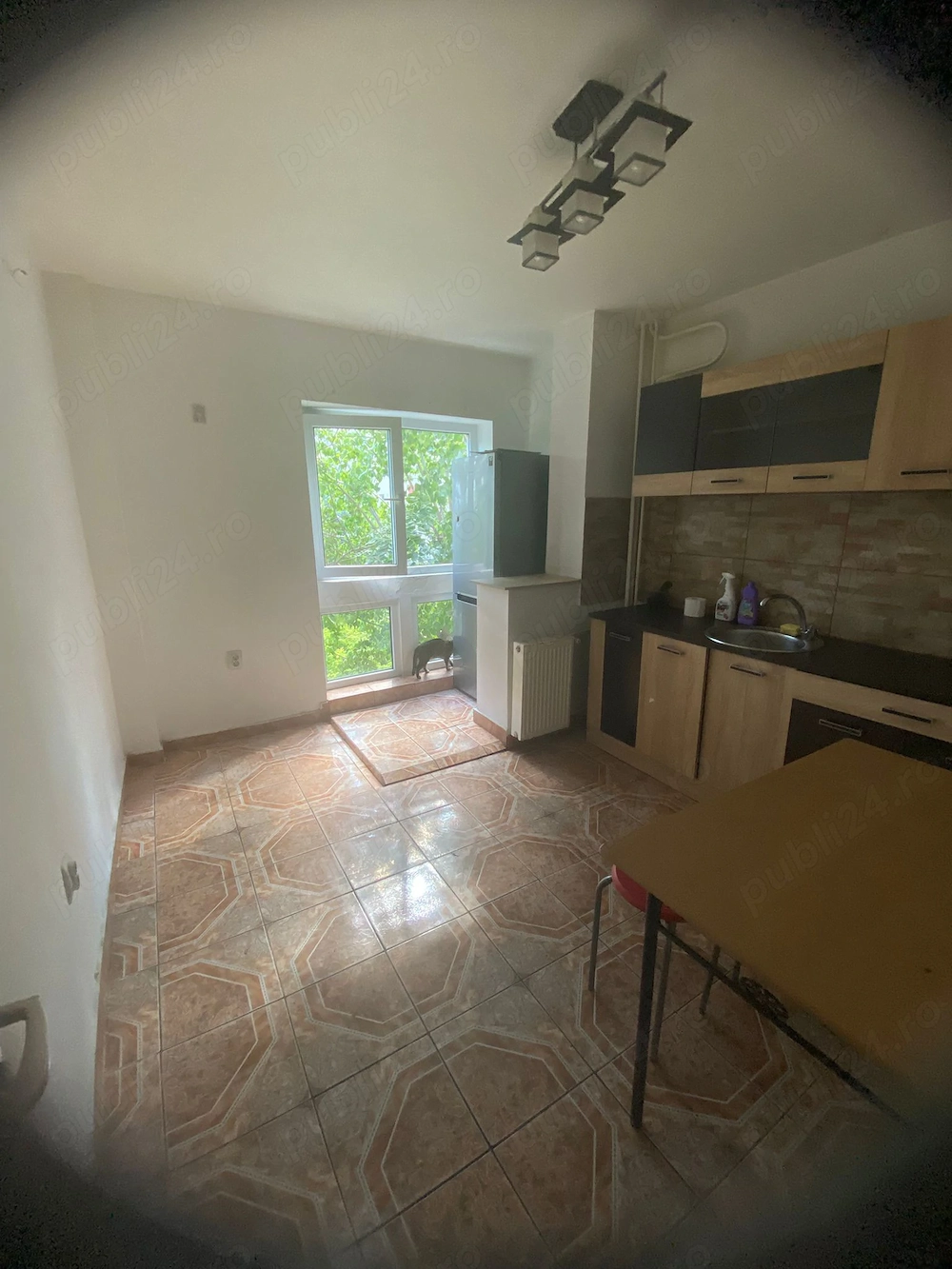 Proprietar, inchiriez apartament Piata Sudului doar pe termen lung