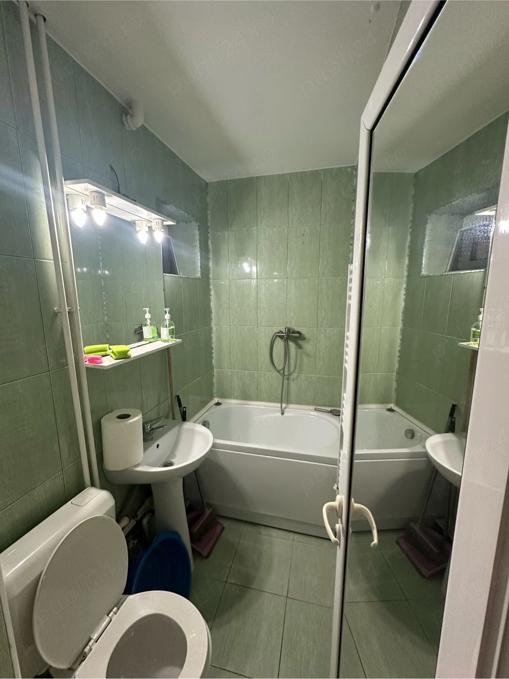 Inchiriez apartament Micro 20 cu 2 camere, mobilat si utilat complet