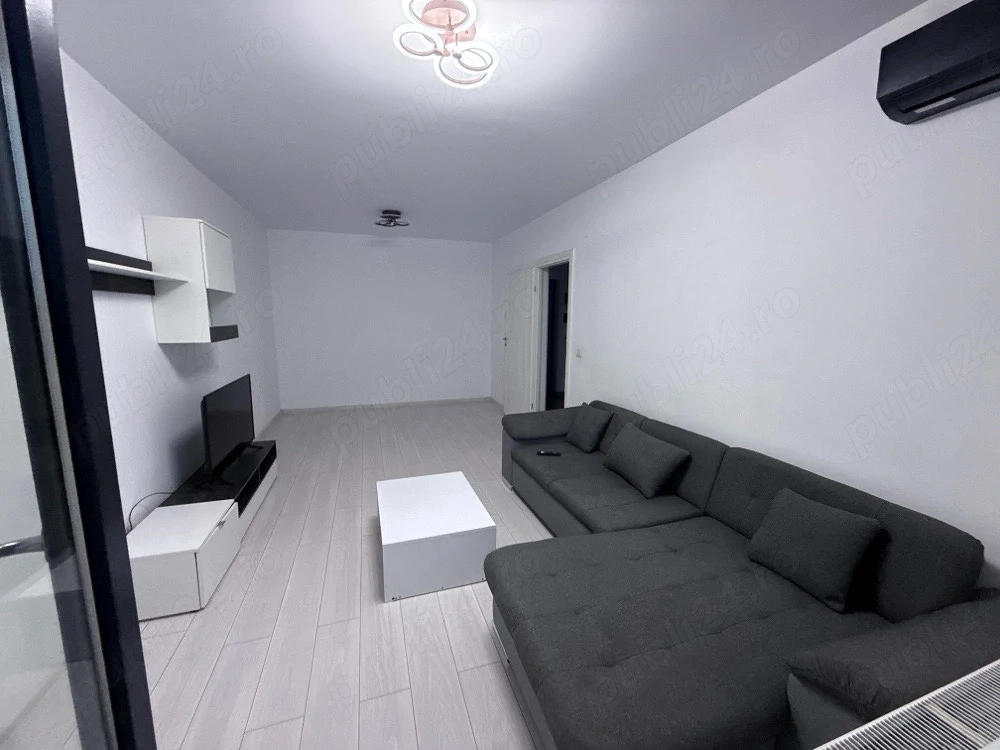 Apartament 3 camere de inchiriat