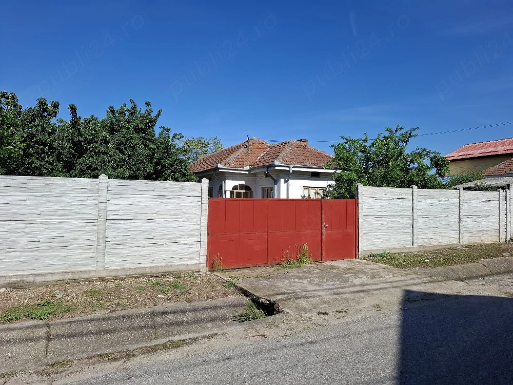 Casă de vânzare 