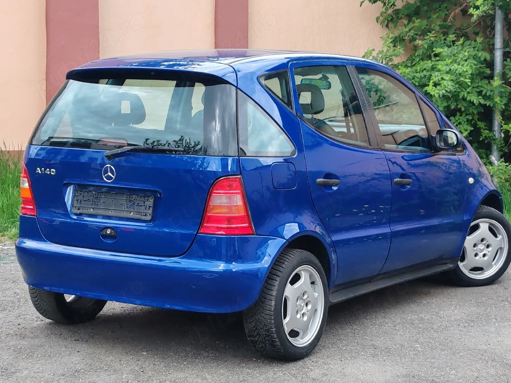 vand Mercedes A 140