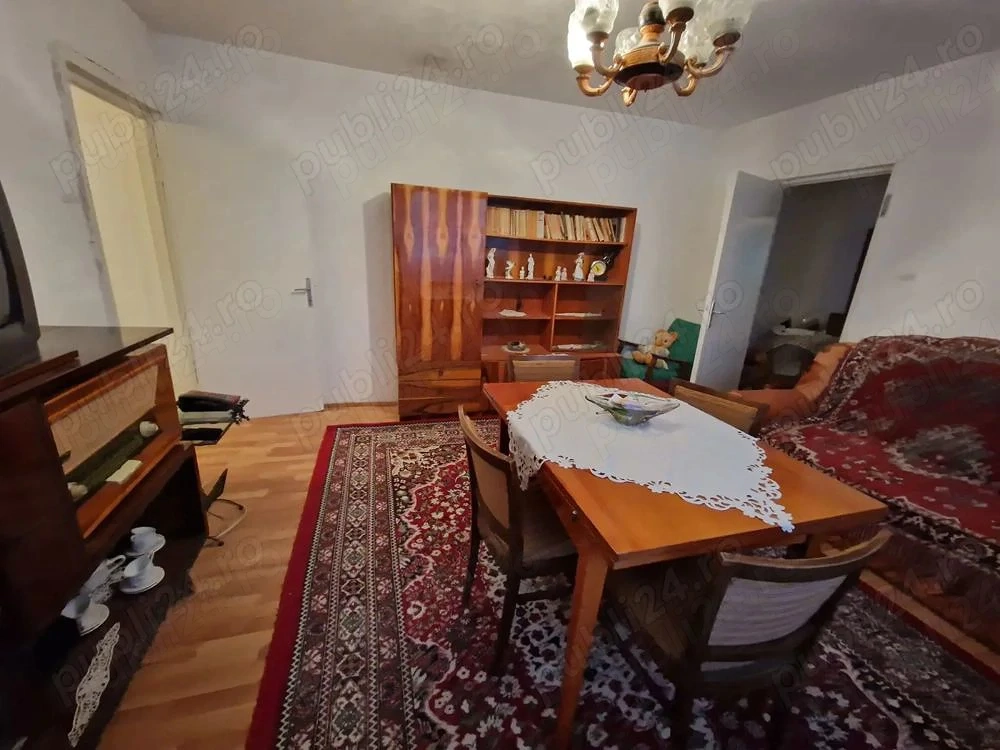 Girocului - 3 camere, etaj intermediar, centrala proprie!