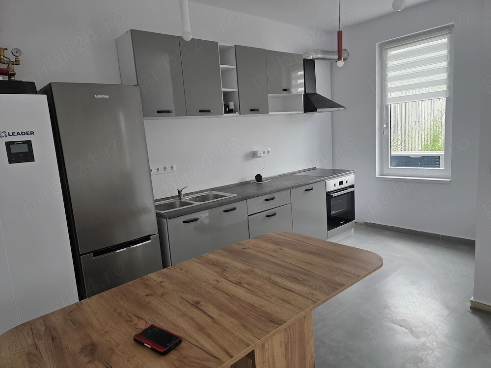 Casa 5 camere de inchiriat!