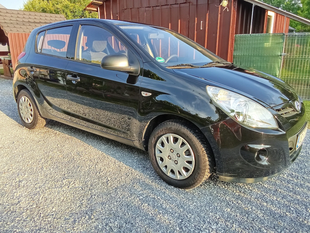 Hyundai i20, benzină!