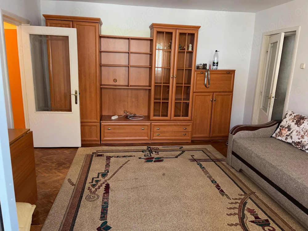 In chriez apartament 2 camere George Enescu . 