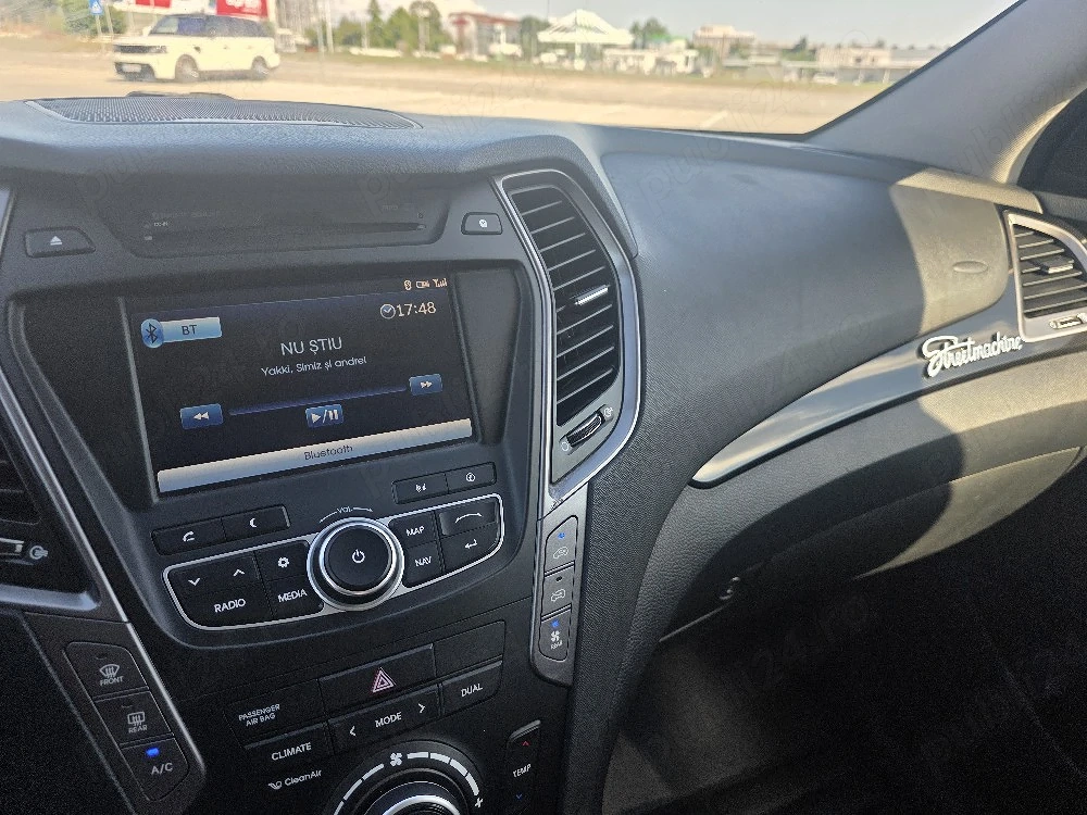 Hyundai Grand Santa fe 