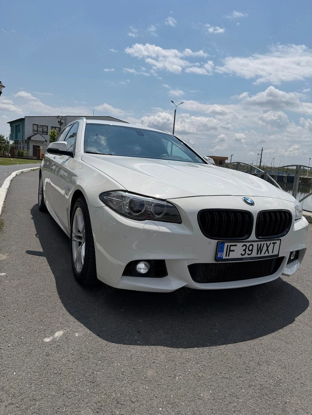 Vând BMW 520 d Xdrive