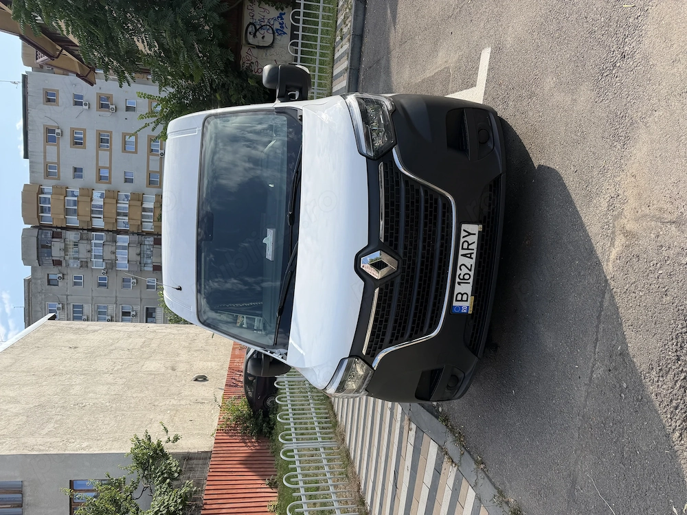 Se vinde Renault Master, an fabricație 2020, echipată cu motor 2.3dCi de 135 CP și cutie de viteze m