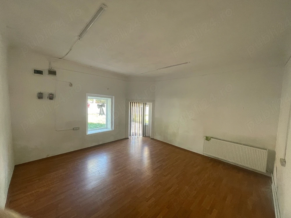 Spatiu comercial de inchiriat Sannicolau Mare