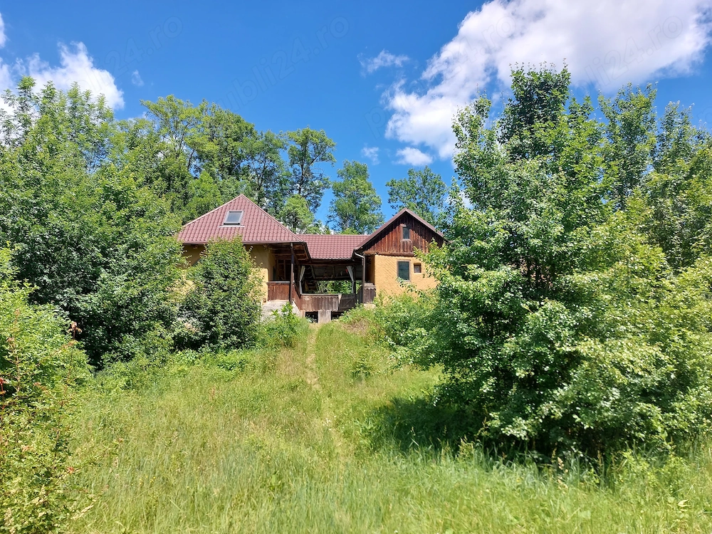 Casă Naturală în Transilvania