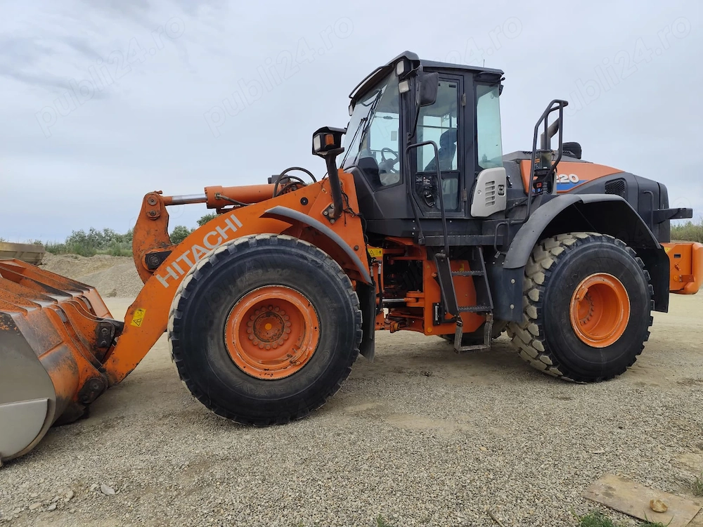 Încărcător frontal Hitachi ZW220-6