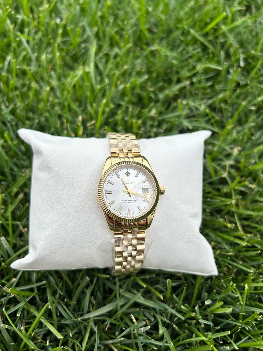 Ceas dama Gant Sussex Mini Gold, alb si auriu, bratara din otel