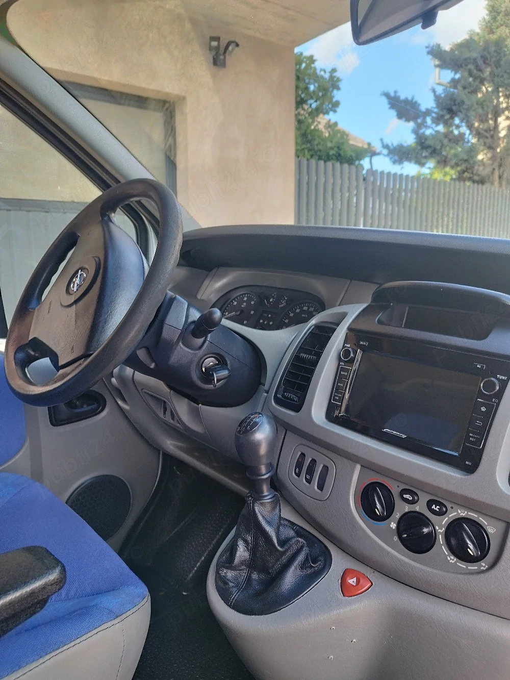 Opel vivaro 