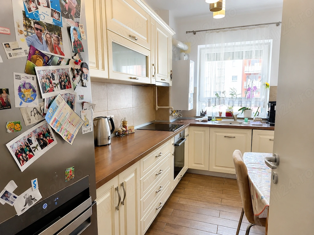 Apartament de vanzare ,persoana fizica, fara agentii imobilare,PROPRIETAR