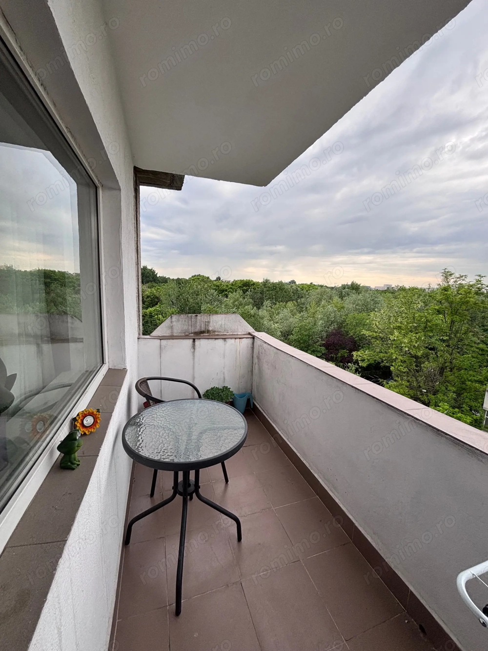 Apartament Luminos 2 camere. Vedere Parc Tineretului, Zona Pridvor.