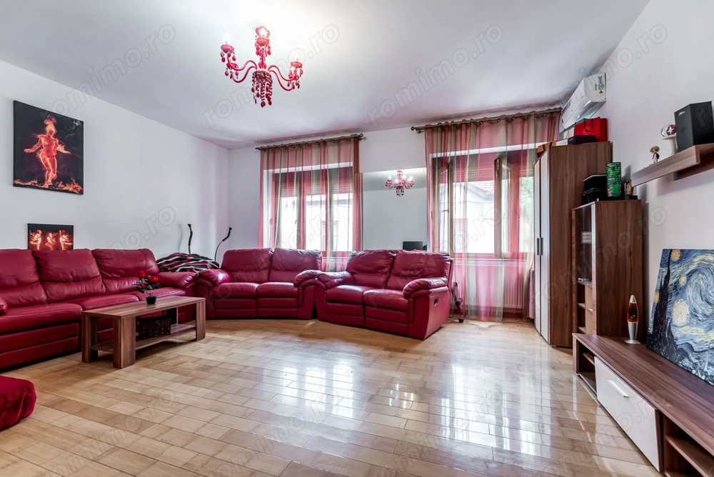 PRET NOU! Casa 6 camere - teren 558 mp - Centrul Aradului - COMISION 0