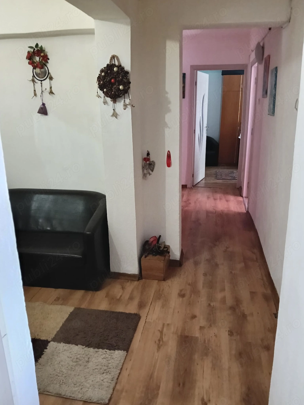 Proprietar   Vând apartament 3 camere, 64 mp, 2 băi, 2 balcoane (7m și 2.5m), str. Dunării