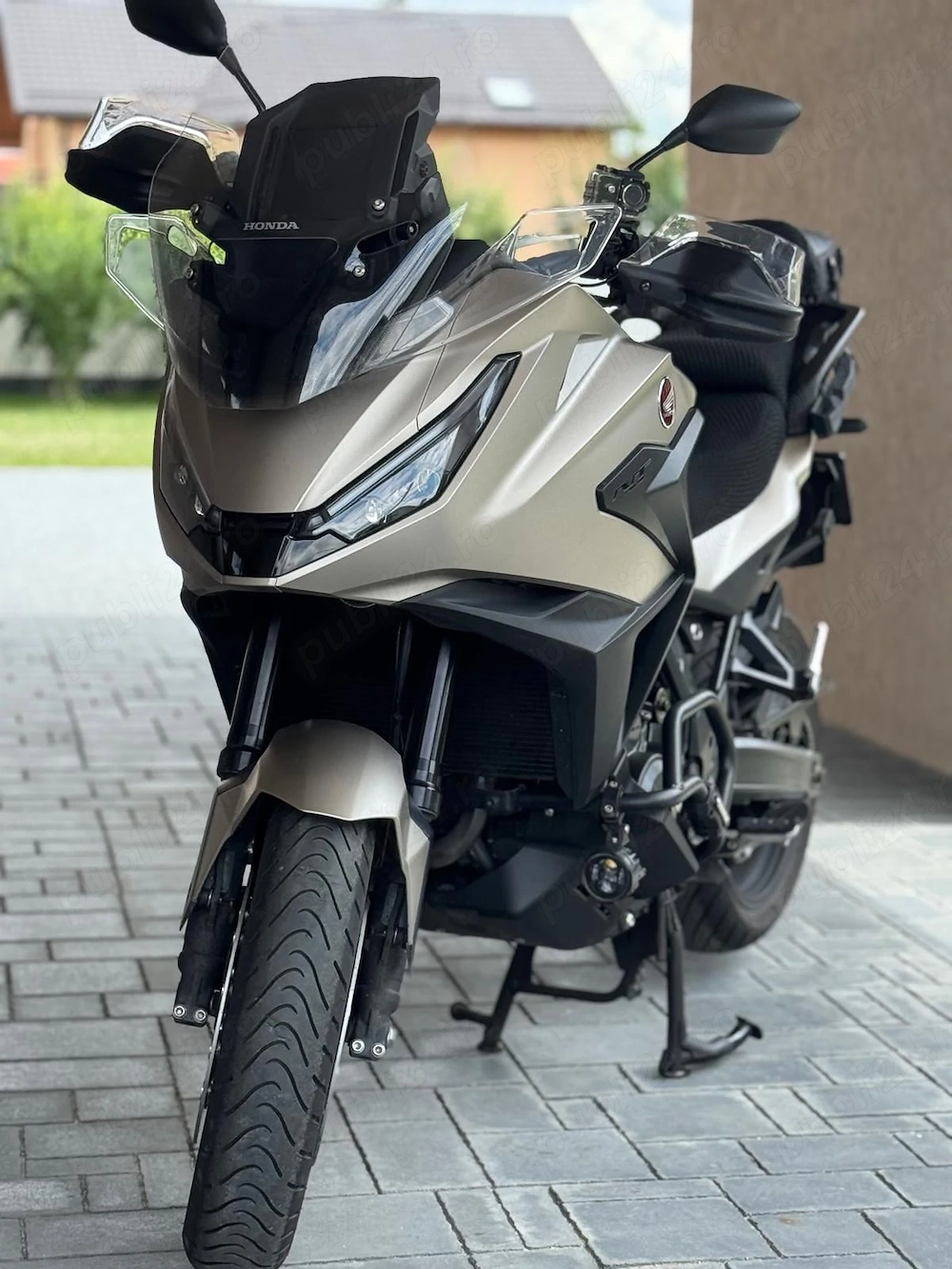 Honda NT1100 DCT 2025, 5500km, Accesorii Multiple