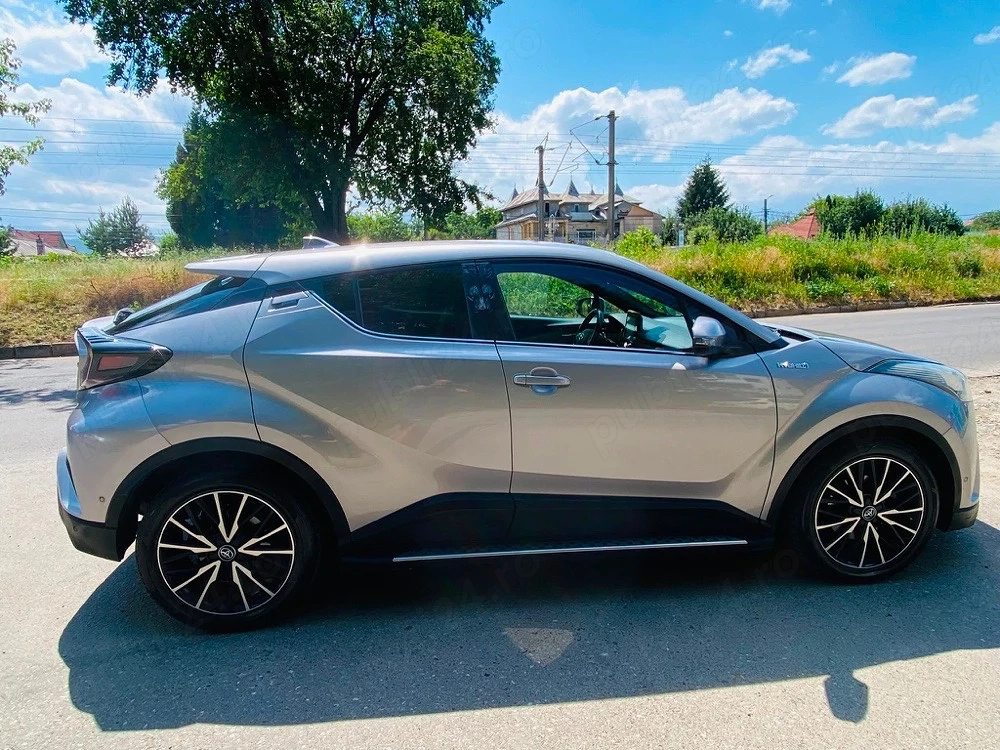 vand toyota c-hr hybrid