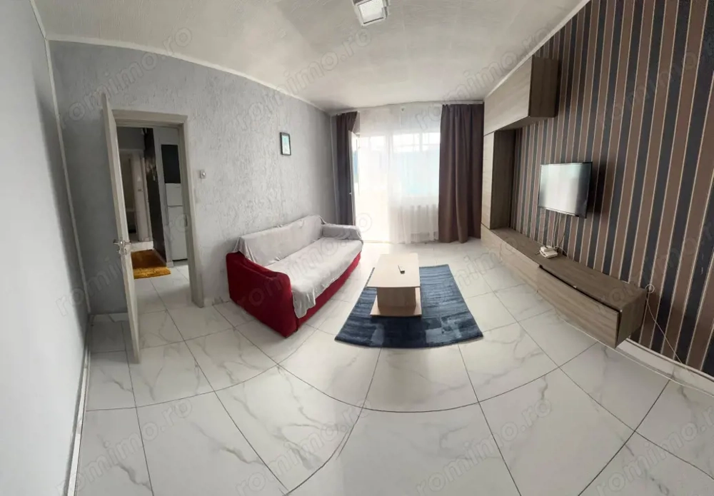 Apartament cu 3 camere, 60 mp, zona Republicii 