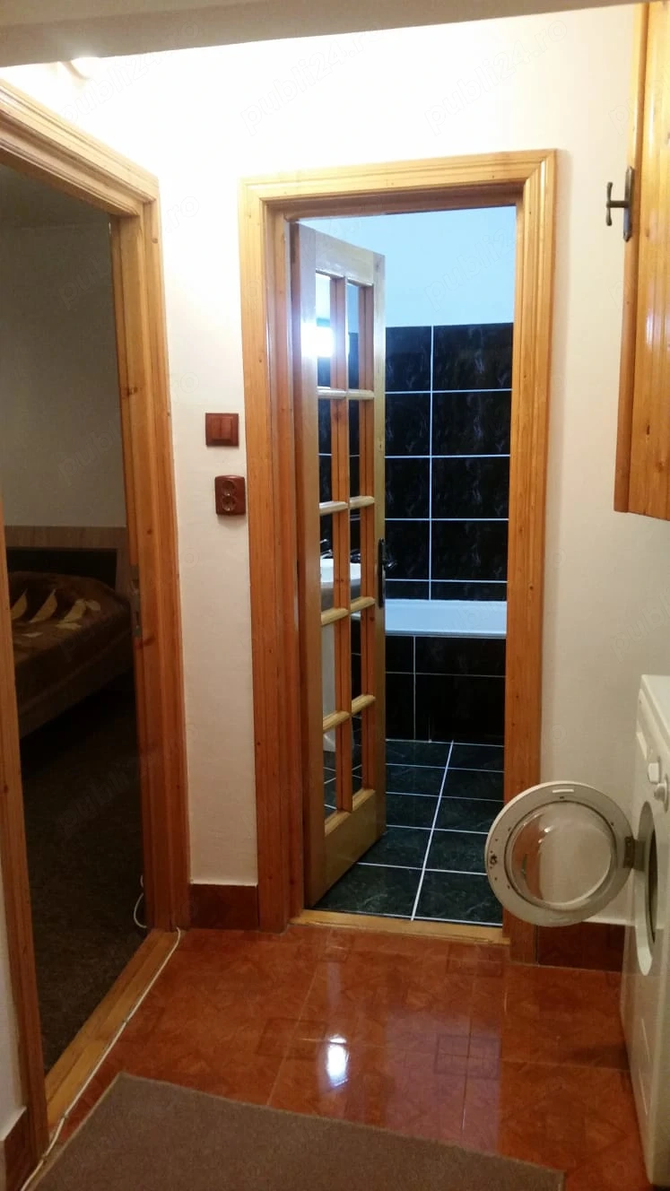 Vand apartament 2 camere decomandat Lipovei 