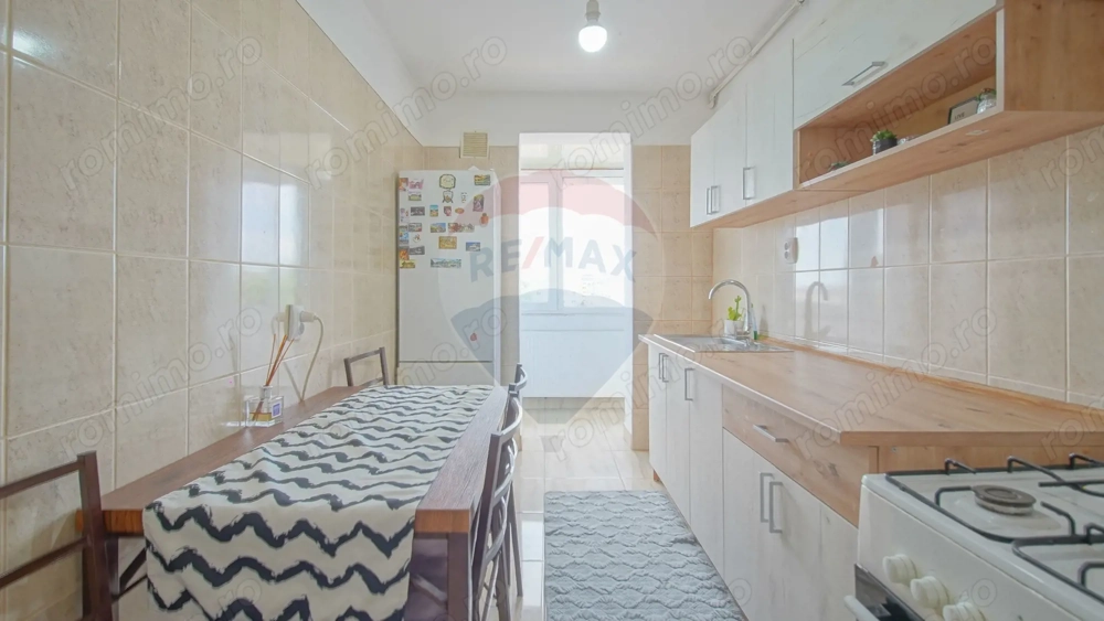 COMISION 0% | Apartament cu 2 camere | Decomandat | Zona Tractorul