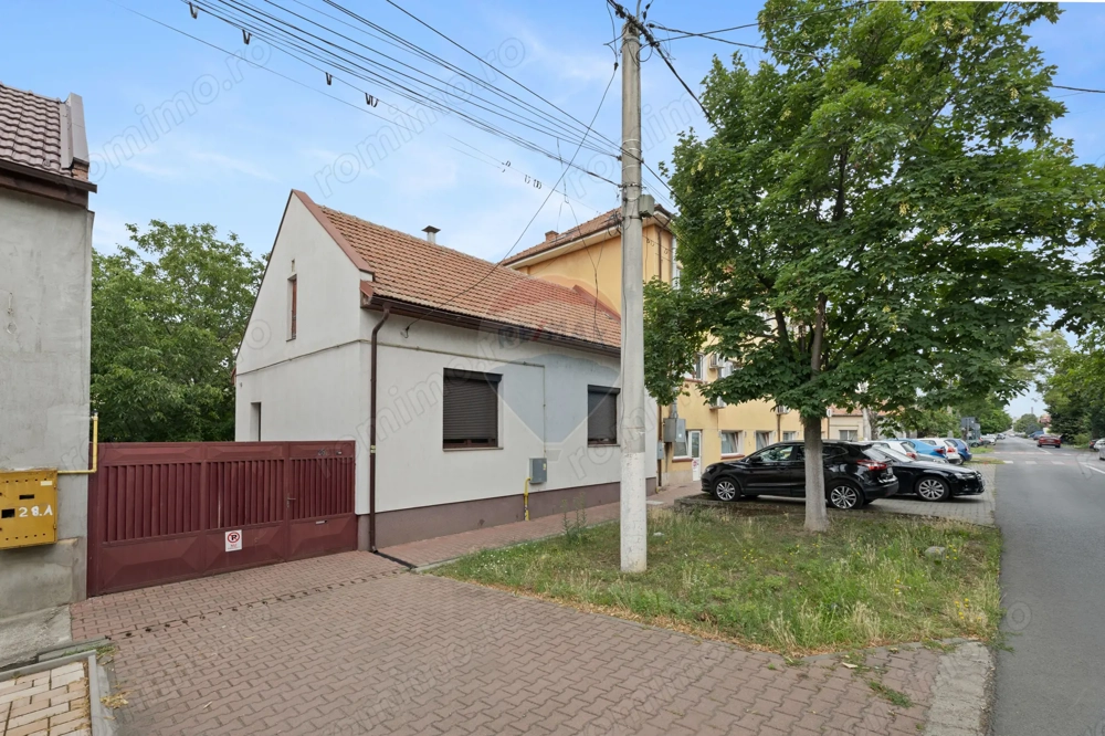 Casa de inchiriat | Ideala pentru sediu firma, birouri sau locuinta
