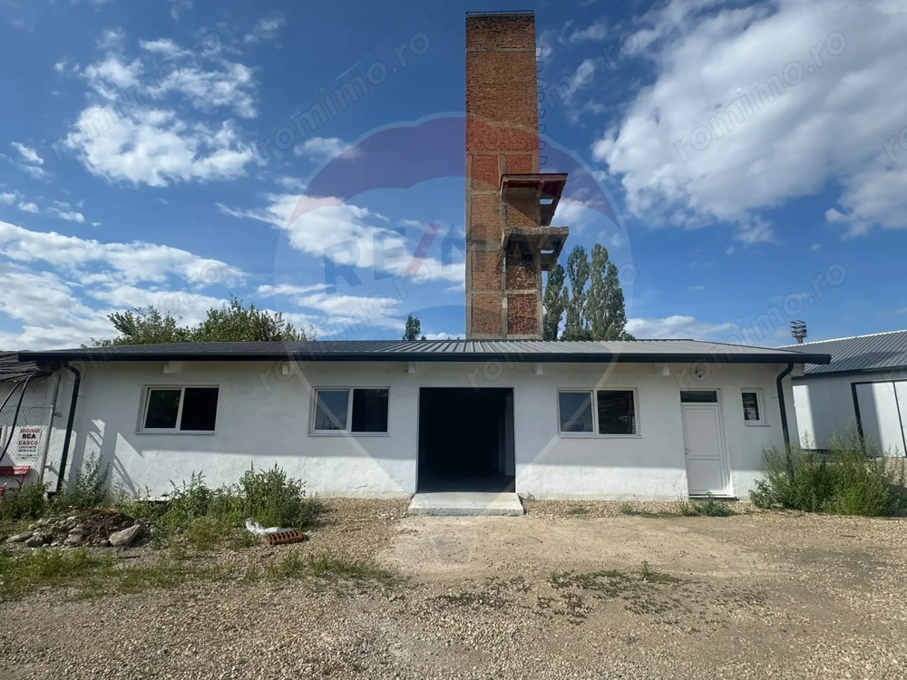 Hală industrială de închiriat – Zona Velența Est | 200 mp utili