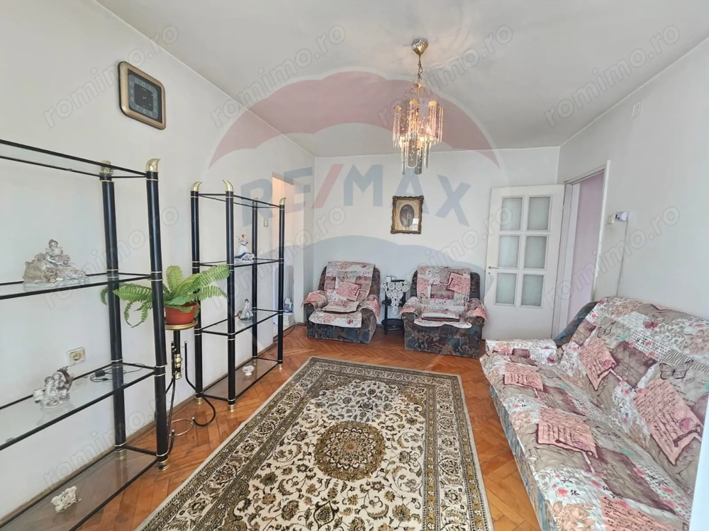 Apartament cu 3 camere
