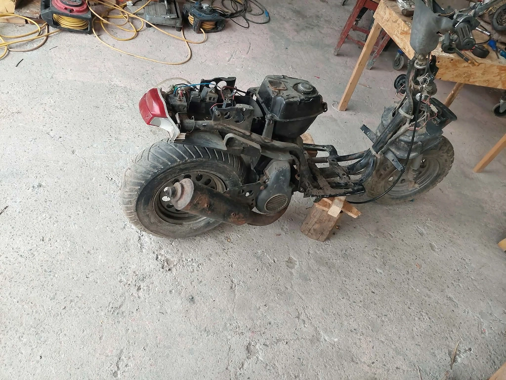 Scuter 125 motor nou