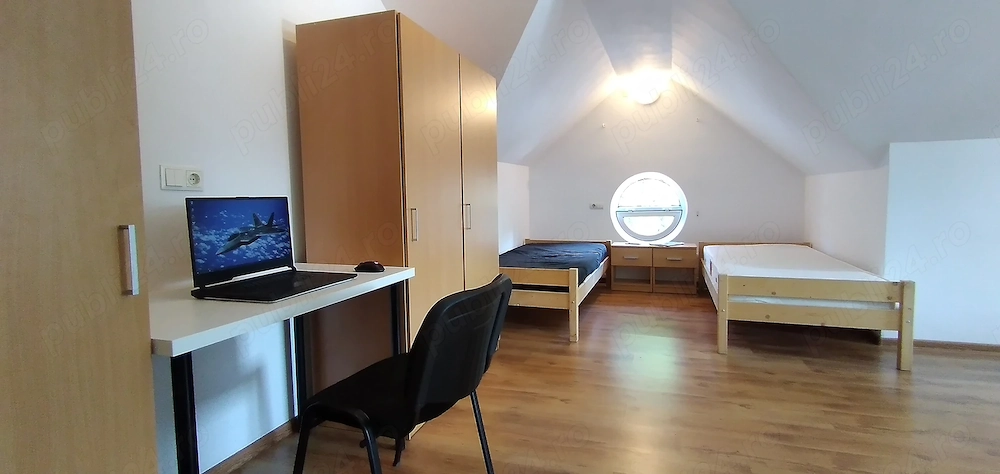 High Flyer   camin studentesc Brasov, central