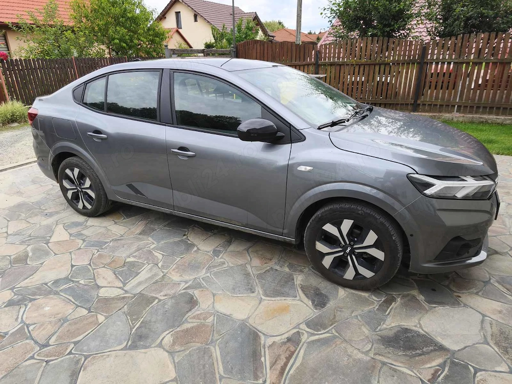 Dacia Logan xx 2025 9400km gpl