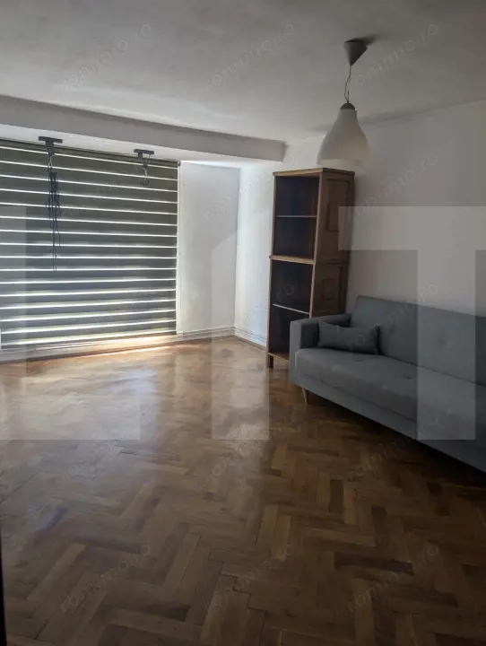 De vanzare spatiu de birouri sau comercial ultracentral 3 camere 70 mp