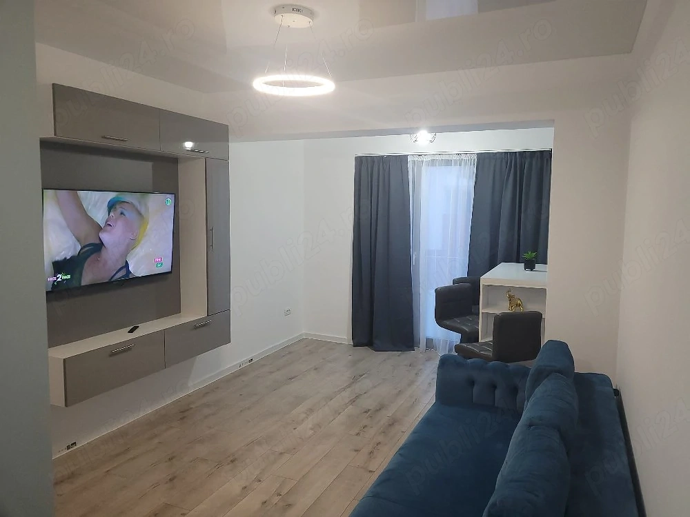 Inchiriez apartament Central Park