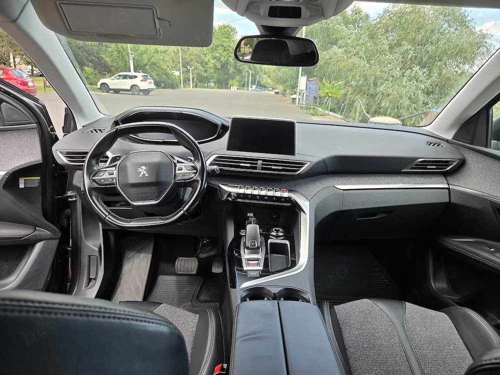 Vand Peugeot 3008 1.6 THP Benzina 165CP