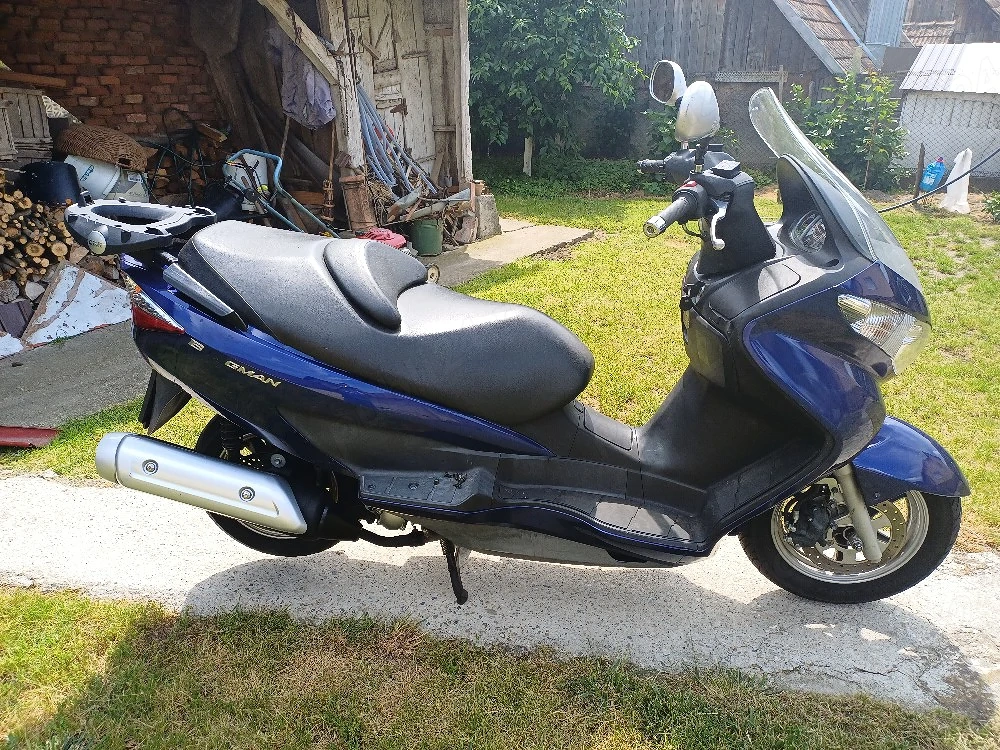 Suzuki Burgman 125