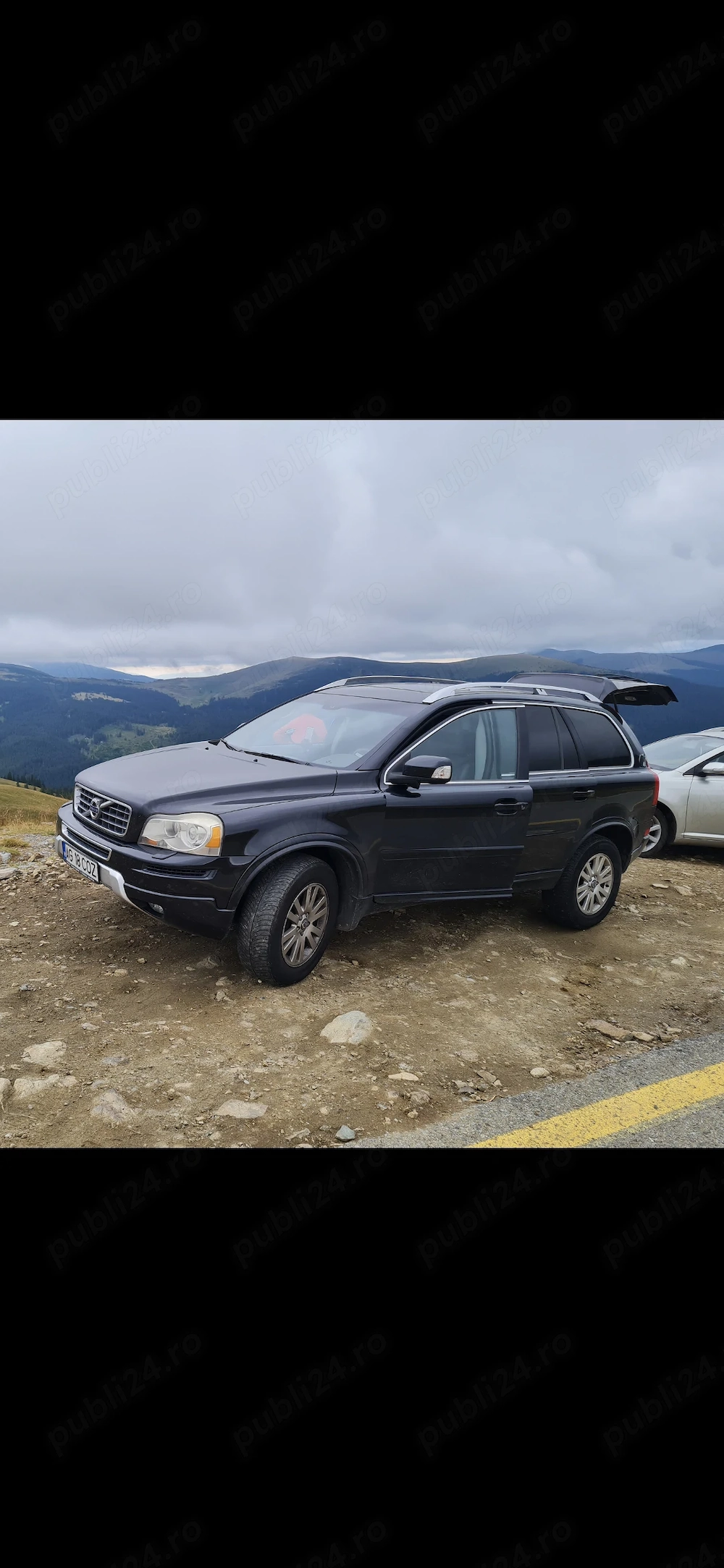 Vând Volvo XC90 R-Design, an fabricație 2012, motor 2.4 D5 Diesel, 200 CP, cutie automată 